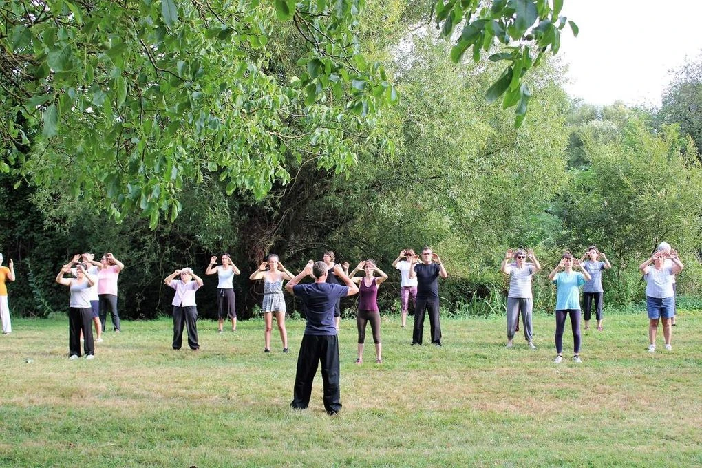 Cours dans le parc du clors des Roches, à deux pas des Jardins du Tan